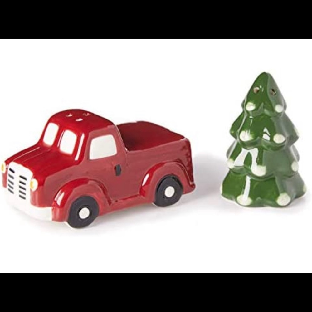 Holiday Cottage Collection ceramic salt & pepper Shakers Truck and tree farm